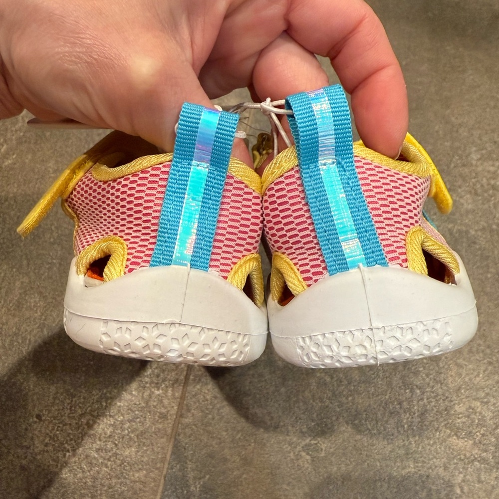 Robeez Kids Splash light pink Water Shoes - Picture 5 of 7